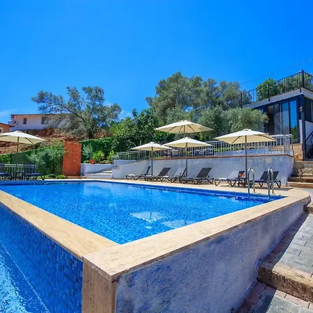 Huzur Apartment